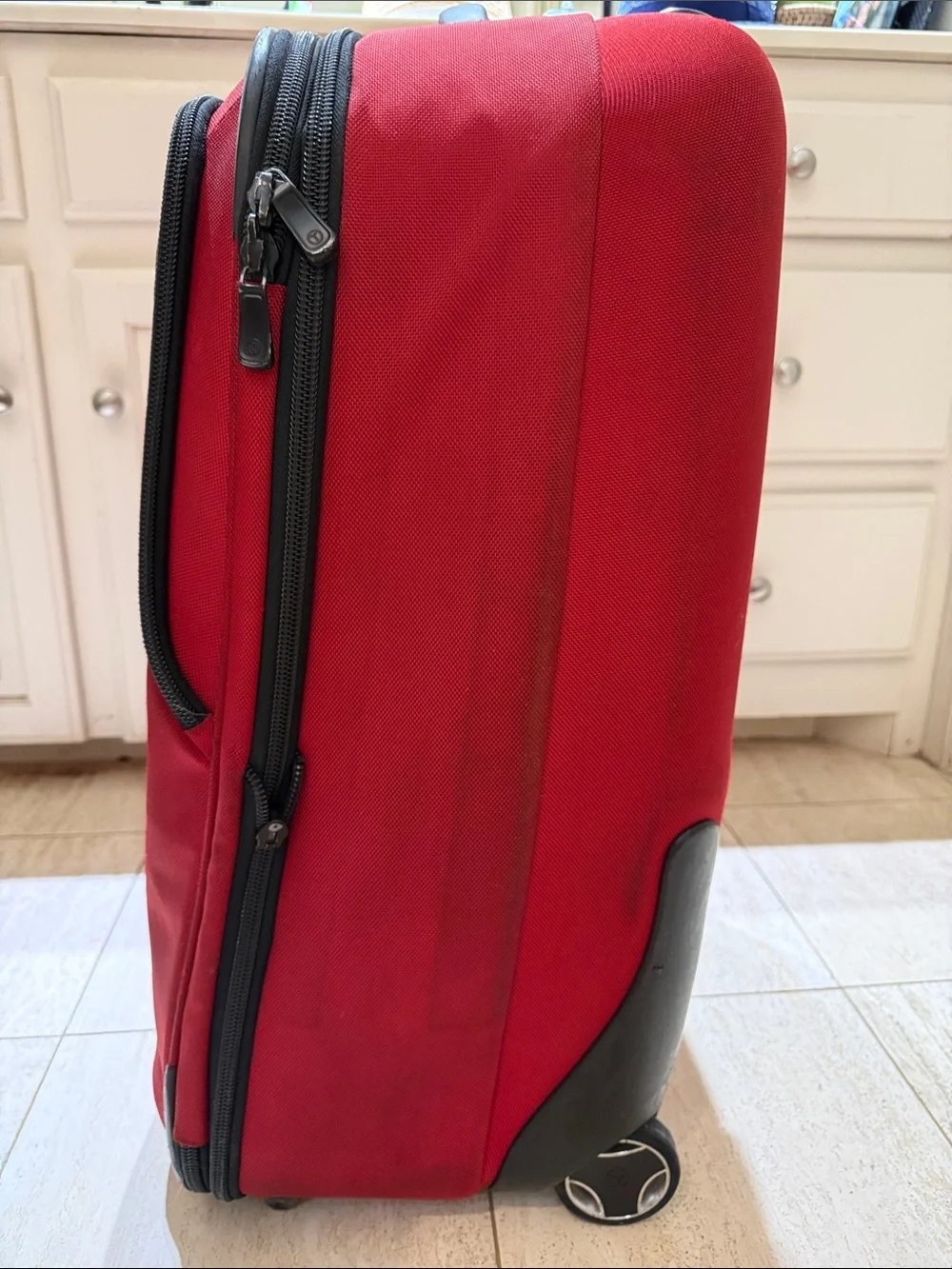 Tumi Tech Red Medium Expandable Checked Spinner Suitcase